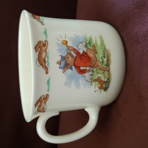 Vintage Royal Doulton Bunnykins Tableware LTD 1936 English Fine Bone China Mug - Picture 2 of 4